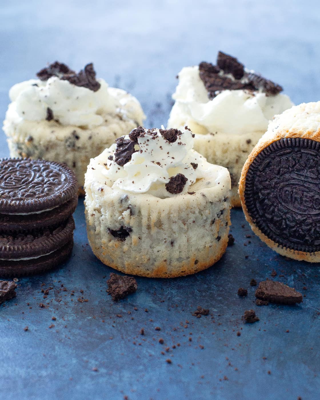 Cookies and Cream Mini Cheesecake